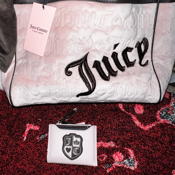 Juicy Couture Dusty Pink Daydreamer & wallet - Picture 1 of 5